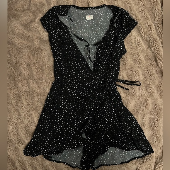 Garage black polka dot wrap romper - Picture 1 of 3